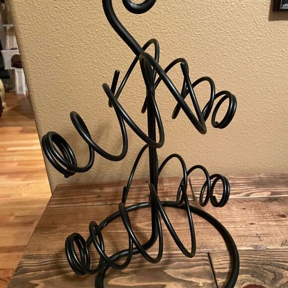 Vintage Wrought Iron Swirl Wine Holder - Picture 12 of 12